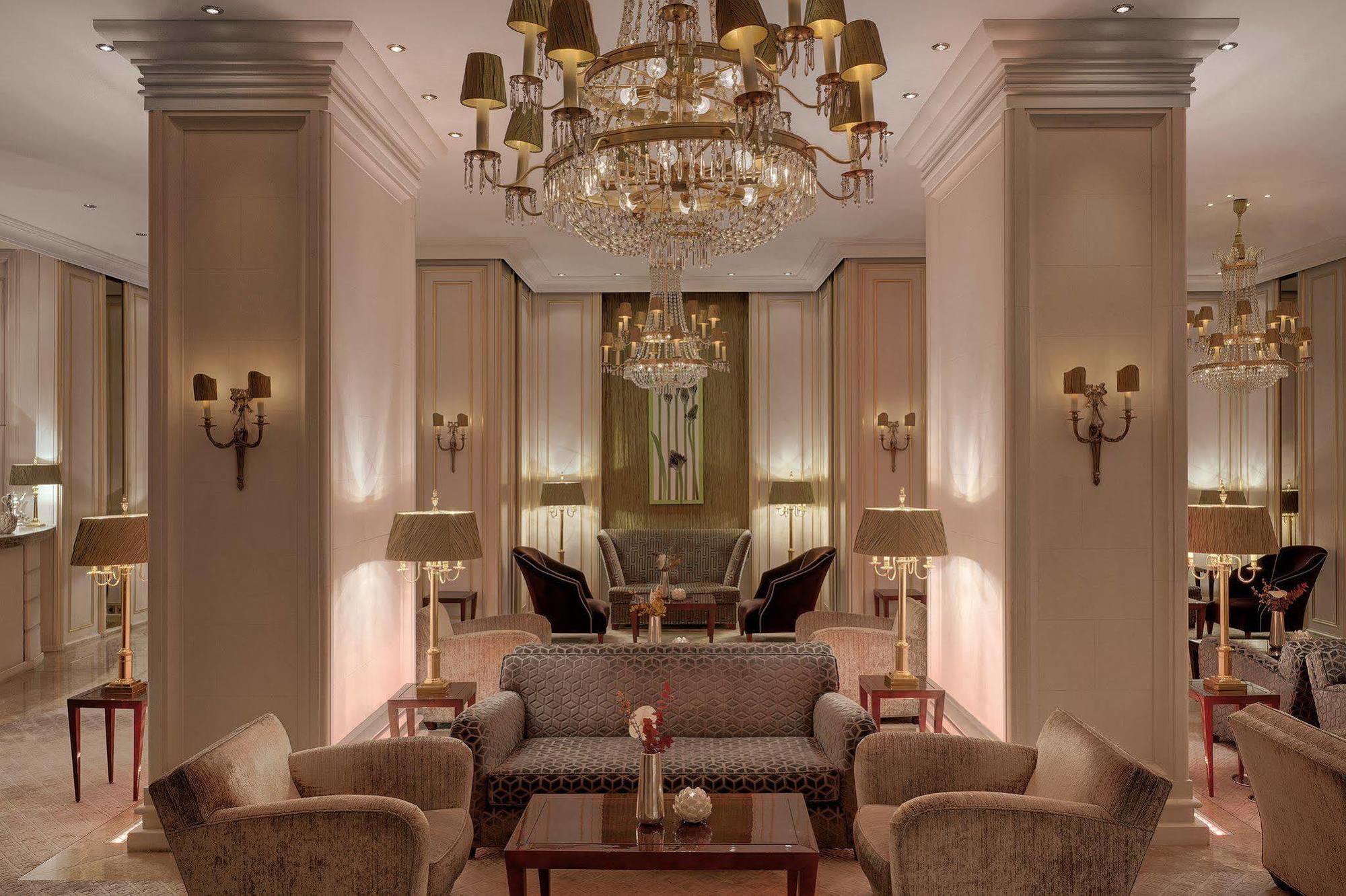 Hotel Koenigshof Münih Dış mekan fotoğraf